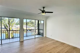 9205 Tudor Dr, Tampa, FL 33615 - Photo 11