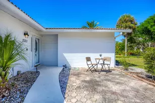 2321 Goya Dr, Nokomis, FL 34275 - Photo 7