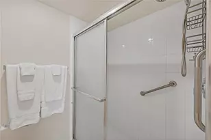 1212 Benjamin Franklin Dr, Sarasota, FL 34236 - Photo 21