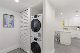 4390 Exeter Dr, Longboat Key, FL 34228 - Photo 25