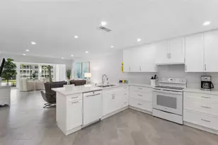 4390 Exeter Dr, Longboat Key, FL 34228 - Photo 11