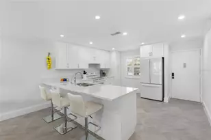 4390 Exeter Dr, Longboat Key, FL 34228 - Photo 11