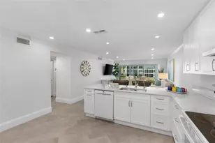 4390 Exeter Dr, Longboat Key, FL 34228 - Photo 15