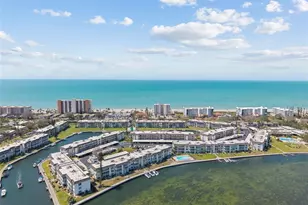 4390 Exeter Dr, Longboat Key, FL 34228 - Photo 37