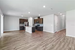 5617 Bungalow Grove Ct, Palmetto, FL 34221 - Photo 9