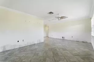 229 Stratford Rd, Englewood, FL 34223 - Photo 11