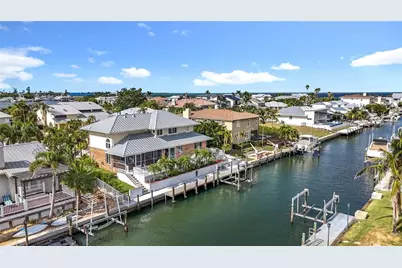 620 North Point Drive, Holmes Beach, FL 34217 - Photo 59