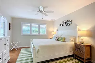 620 North Point Dr, Holmes Beach, FL 34217 - Photo 37