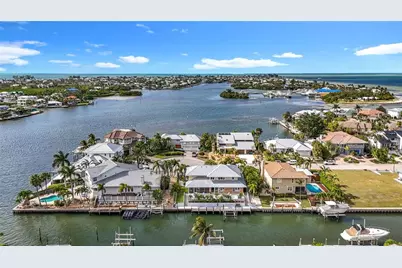 620 North Point Drive, Holmes Beach, FL 34217 - Photo 69