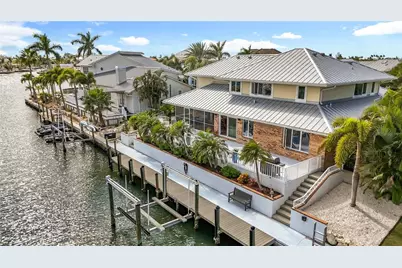 620 North Point Drive, Holmes Beach, FL 34217 - Photo 55