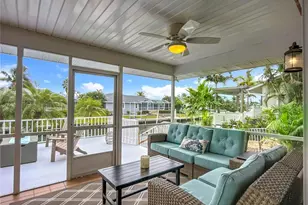 620 North Point Dr, Holmes Beach, FL 34217 - Photo 47