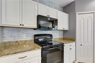 7427 61st St E, Palmetto, FL 34221 - Photo 25