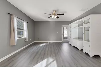 7427 61st Street E, Palmetto, FL 34221 - Photo 17