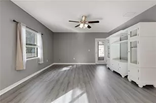 7427 61st St E, Palmetto, FL 34221 - Photo 17