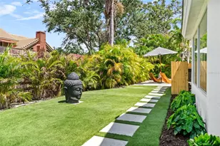 1660 Pine Harrier Cir, Sarasota, FL 34231 - Photo 61