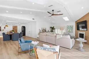 1660 Pine Harrier Cir, Sarasota, FL 34231 - Photo 15