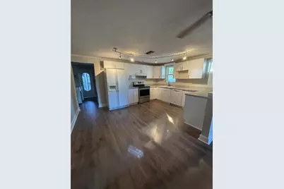 2380 Bay St, Sarasota, FL 34237 - Photo 5