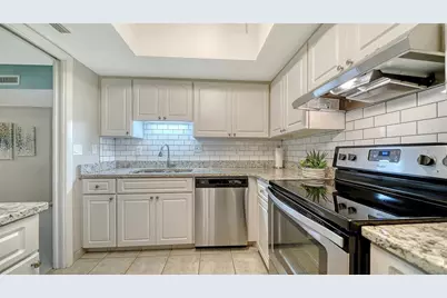 199 Whispering Sands Drive #201, Sarasota, FL 34242 - Photo 35