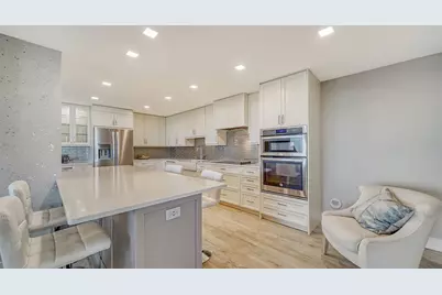 2295 Gulf Of Mexico Drive #115S, Longboat Key, FL 34228 - Photo 15