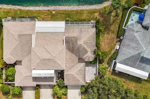 4683 Winston Ln N, Sarasota, FL 34235 - Photo 11