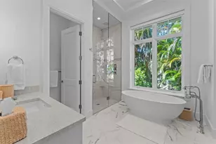 5840 Gulf of Mexico Dr, Longboat Key, FL 34228 - Photo 21