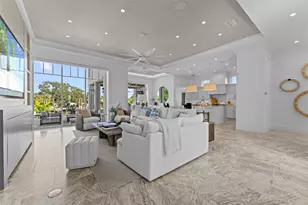 5840 Gulf of Mexico Dr, Longboat Key, FL 34228 - Photo 11