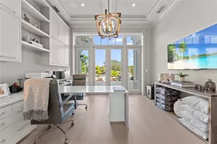 5840 Gulf of Mexico Dr, Longboat Key, FL 34228 - Photo 25