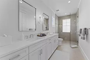 5840 Gulf of Mexico Dr, Longboat Key, FL 34228 - Photo 37