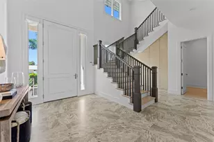 5840 Gulf of Mexico Dr, Longboat Key, FL 34228 - Photo 9