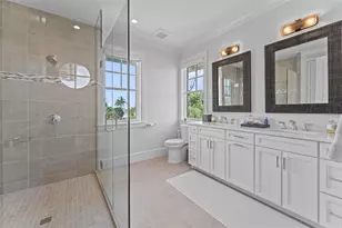 5840 Gulf of Mexico Dr, Longboat Key, FL 34228 - Photo 35