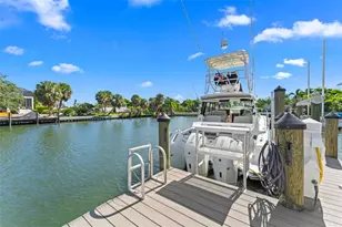 5840 Gulf of Mexico Dr, Longboat Key, FL 34228 - Photo 49