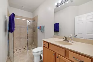 8031 Limestone Ln, Sarasota, FL 34233 - Photo 13