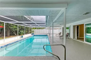 3645 Calliandra Dr, Sarasota, FL 34232 - Photo 5