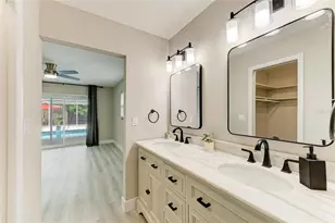 3645 Calliandra Dr, Sarasota, FL 34232 - Photo 19