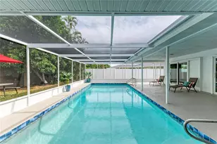 3645 Calliandra Dr, Sarasota, FL 34232 - Photo 7