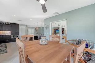 5569 Contento Dr, Sarasota, FL 34242 - Photo 21