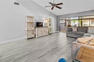 4641 La Jolla Dr, Bradenton, FL 34210 - Photo 15