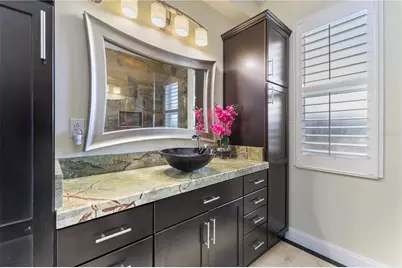 8323 Barton Farms Boulevard, Sarasota, FL 34240 - Photo 13