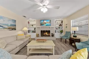 1895 Buccaneer Cir, Sarasota, FL 34231 - Photo 11