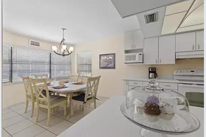 1895 Buccaneer Circle, Sarasota, FL 34231 - Photo 5