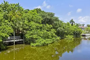 1895 Buccaneer Cir, Sarasota, FL 34231 - Photo 29