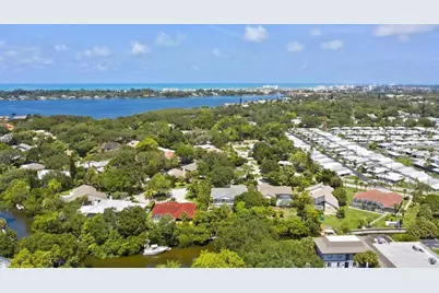 1895 Buccaneer Circle, Sarasota, FL 34231 - Photo 27