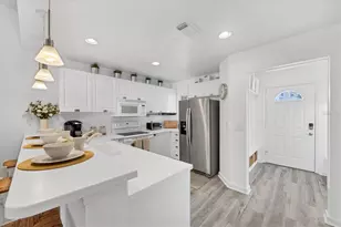 3605 54th Dr W, Bradenton, FL 34210 - Photo 9