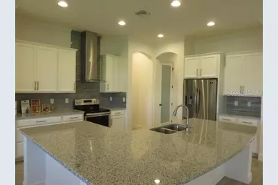 6915 Indus Valley Circle, Parrish, FL 34219 - Photo 3