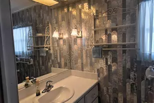 7 White Oak Terrace, Sarasota, FL 34237 - Photo 19