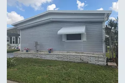 7 White Oak Terrace, Sarasota, FL 34237 - Photo 3