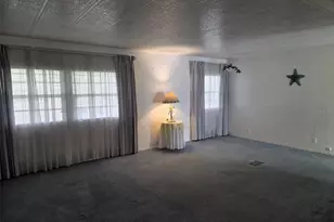 7 White Oak Terrace, Sarasota, FL 34237 - Photo 9