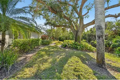 3880 Wilshire Circle #28, Sarasota, FL 34238 - Photo 39