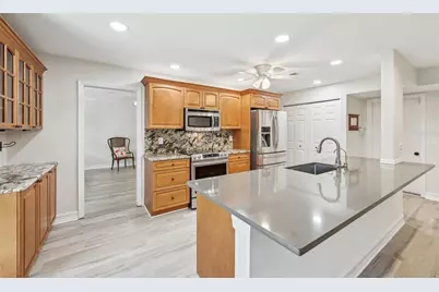 3880 Wilshire Circle #28, Sarasota, FL 34238 - Photo 13