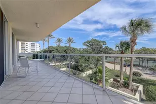 1800 Benjamin Franklin Dr, Sarasota, FL 34236 - Photo 5